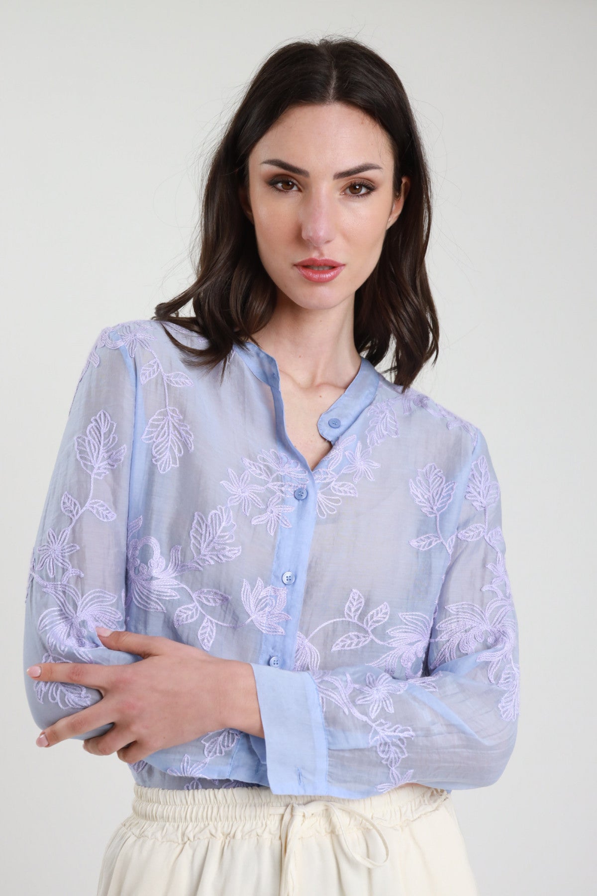 Camicia Coreana Ricamata