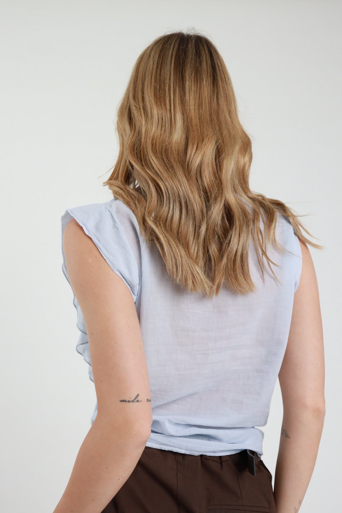 Camicia Smanicata con Volant – Susy Mix