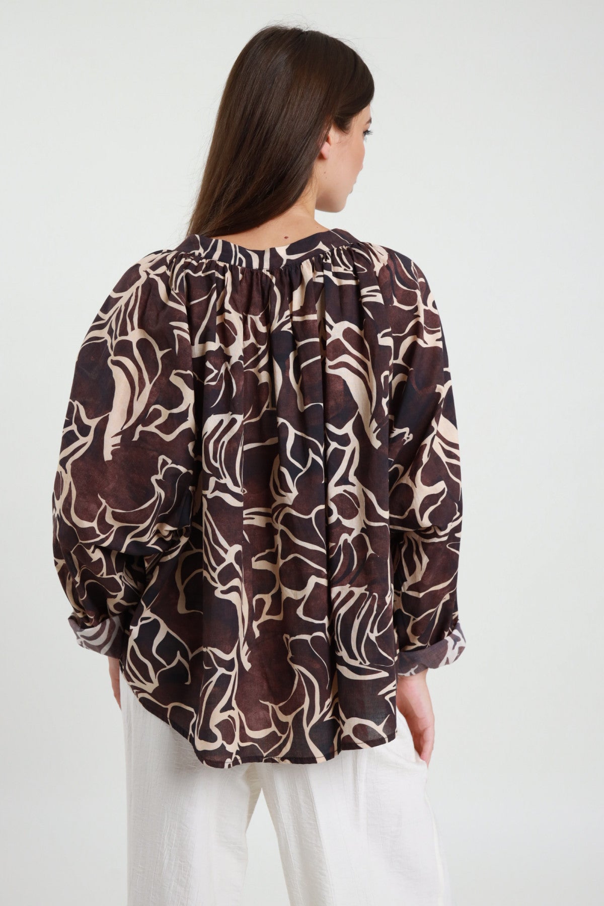 Camicia Over Fantasia Floreale Astratta