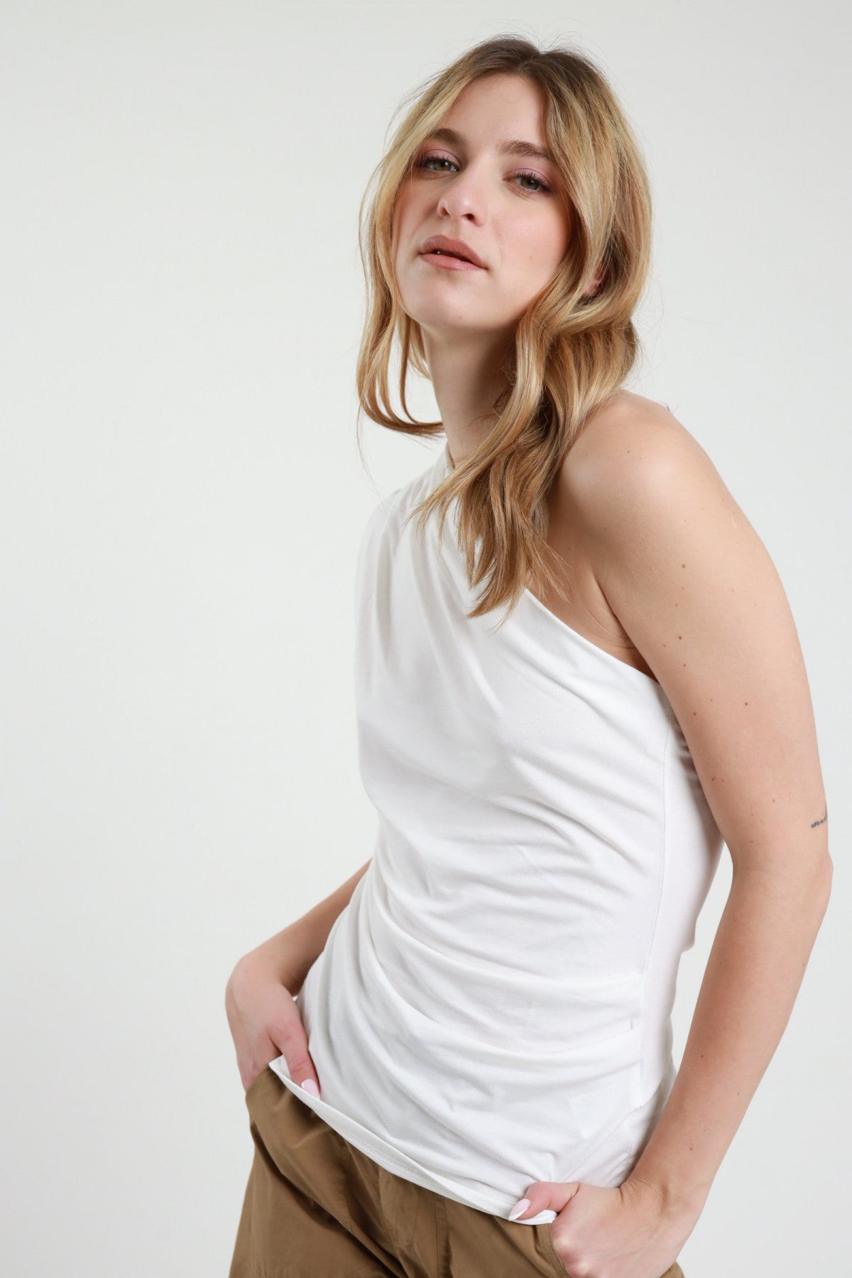 T-shirt Monospalla