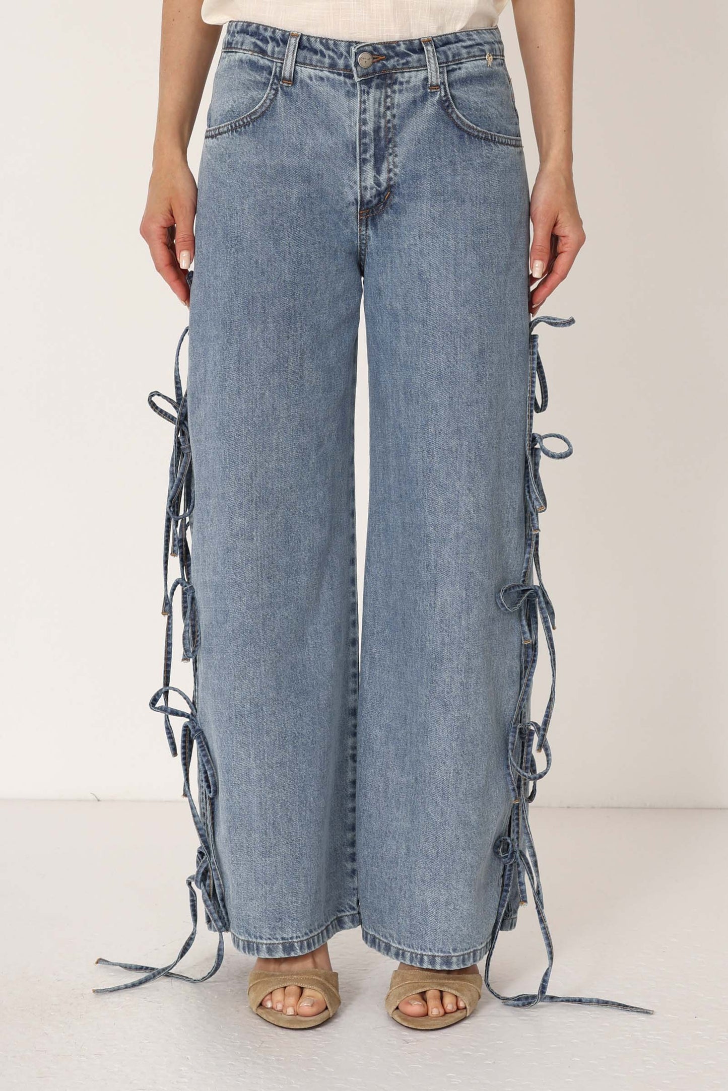 Pantalone con Fiocchi