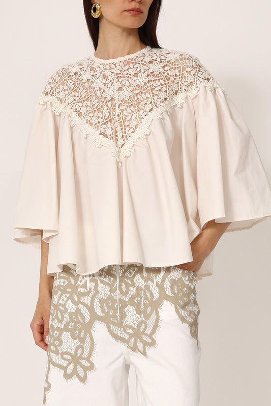 T shirt con parte in pizzo