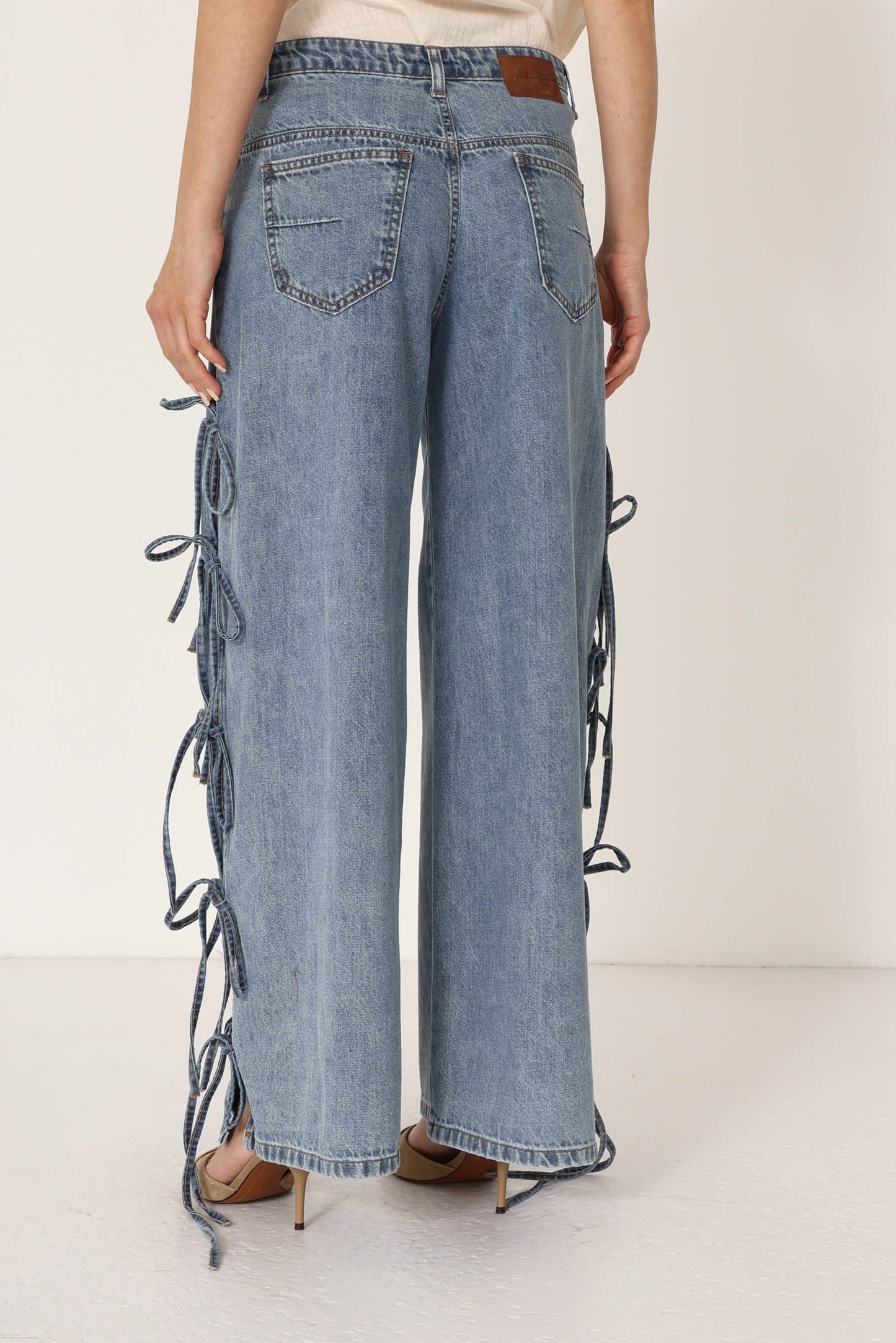 Pantalone con Fiocchi