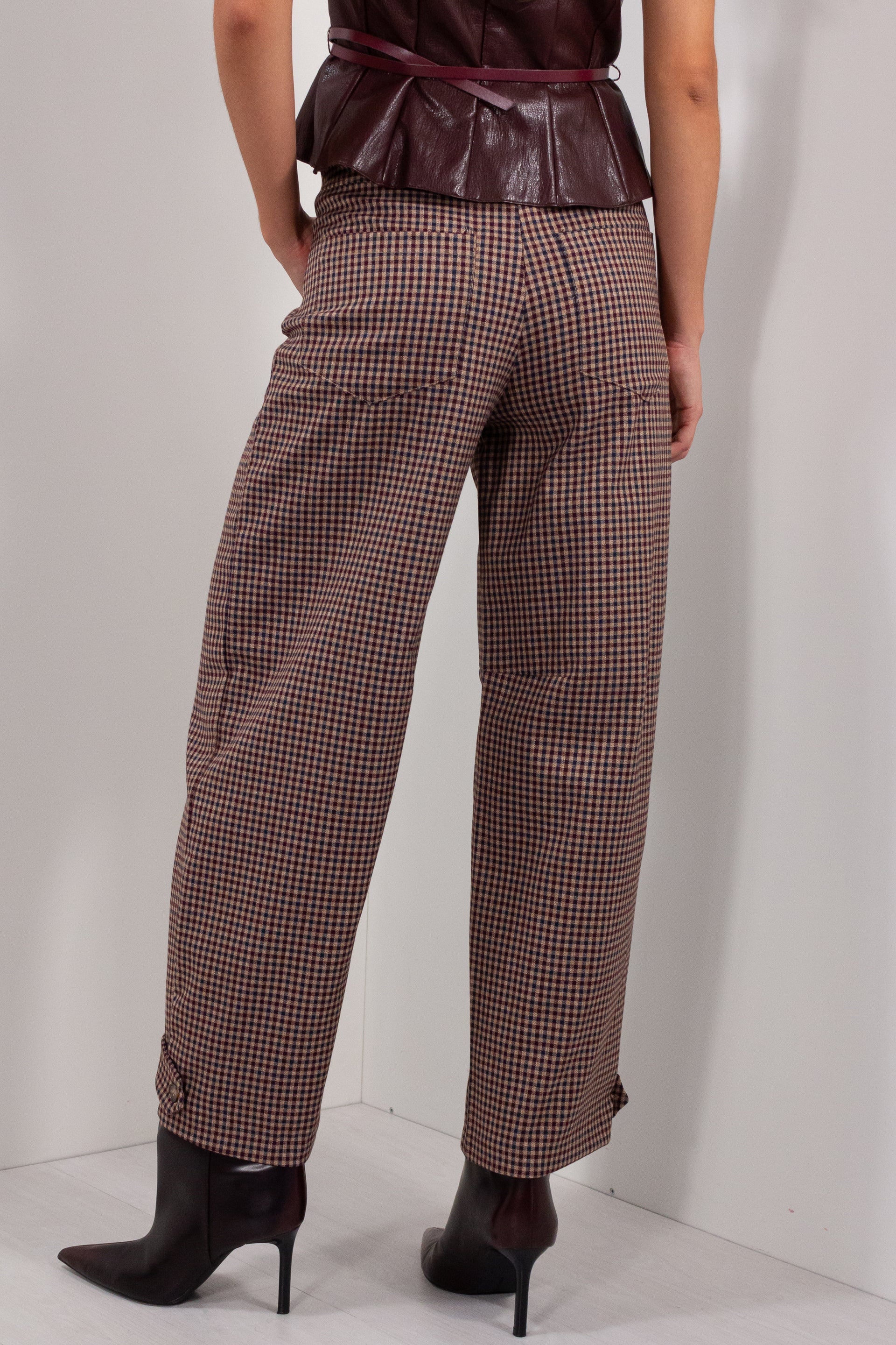 Pantalone Quadretti Alamari DUDA pied-de-poule - vista posteriore con risvolto e stivali