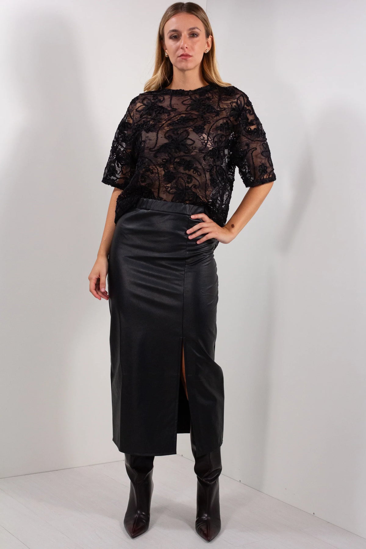 Gonna Longuette Ecopelle DUDA nera - vista frontale con spacco