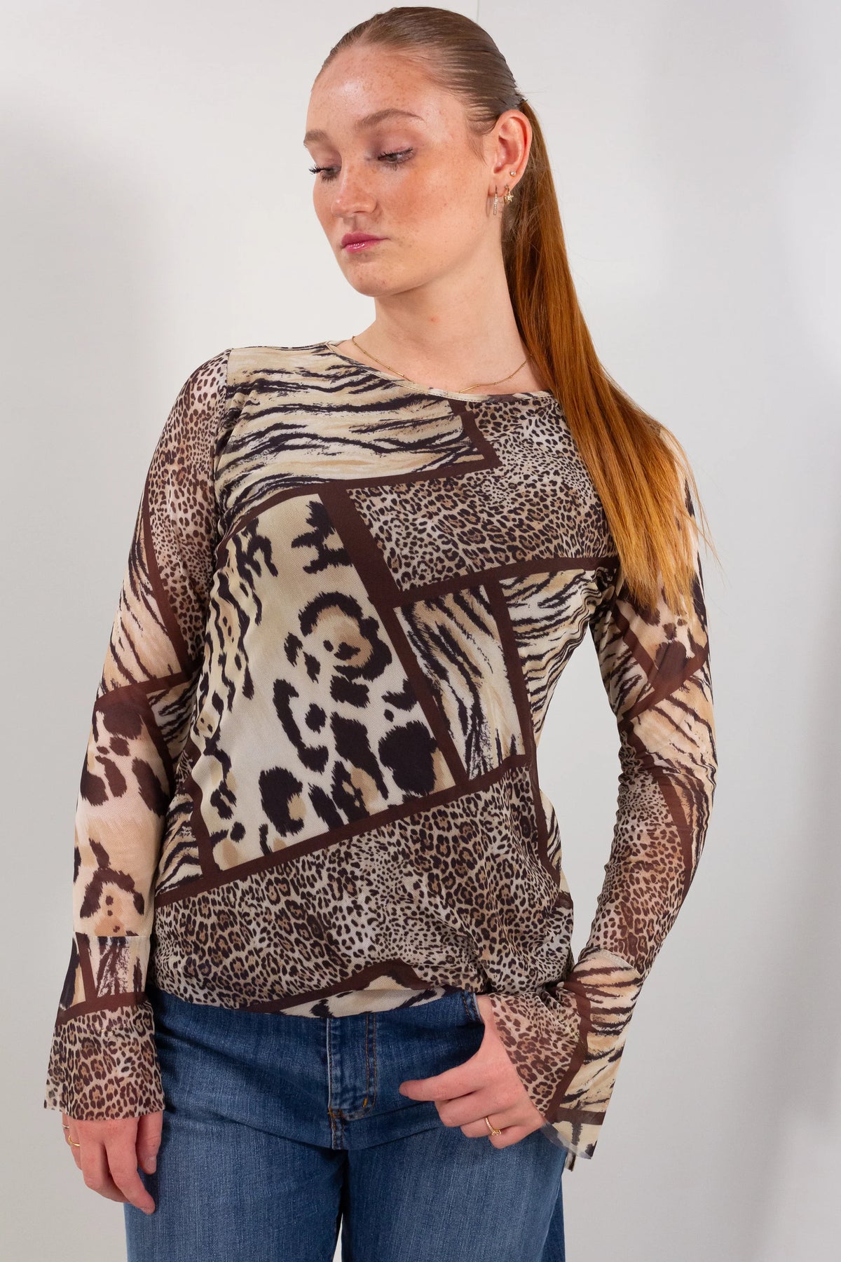 Maglia fantasia animalier manica lacci mesh beige marrone vista frontale tre quarti