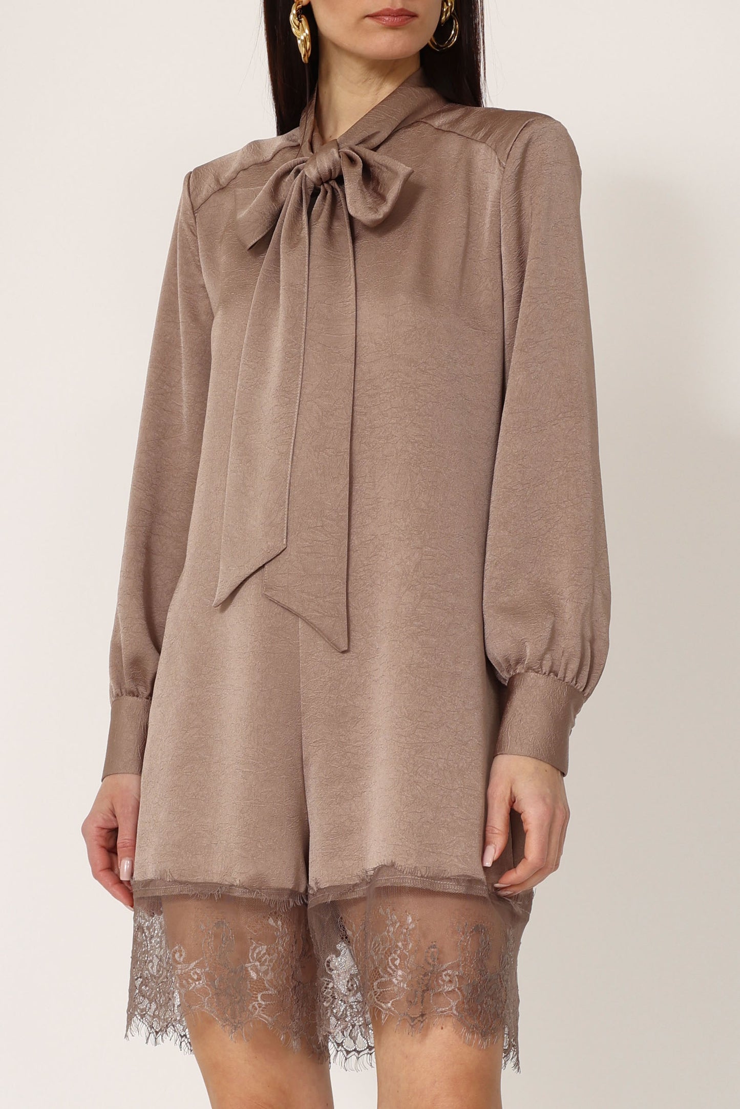 Tuta con Pizzo