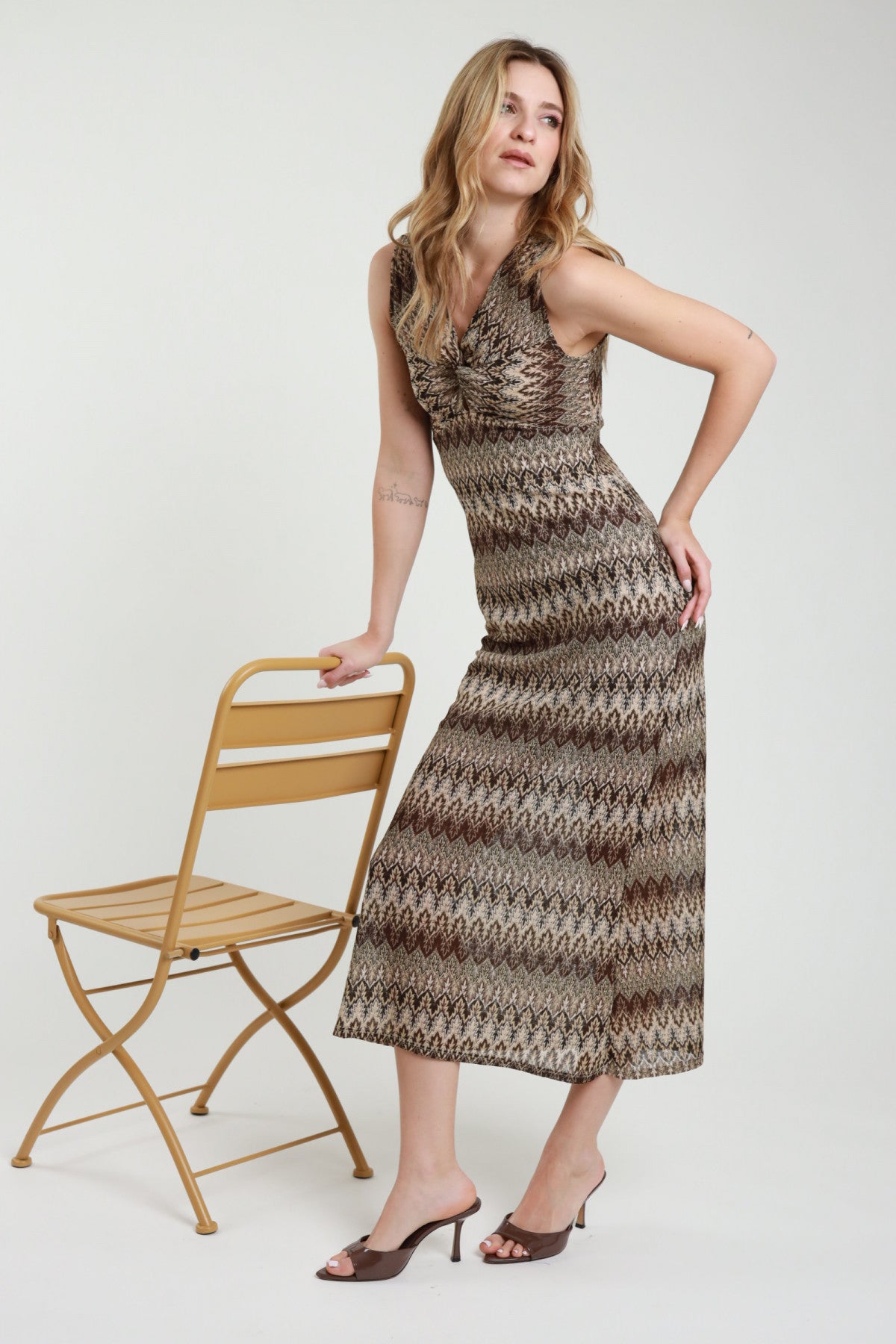 Abito Lungo Fantasia Chevron con Nodo – Susy Mix
