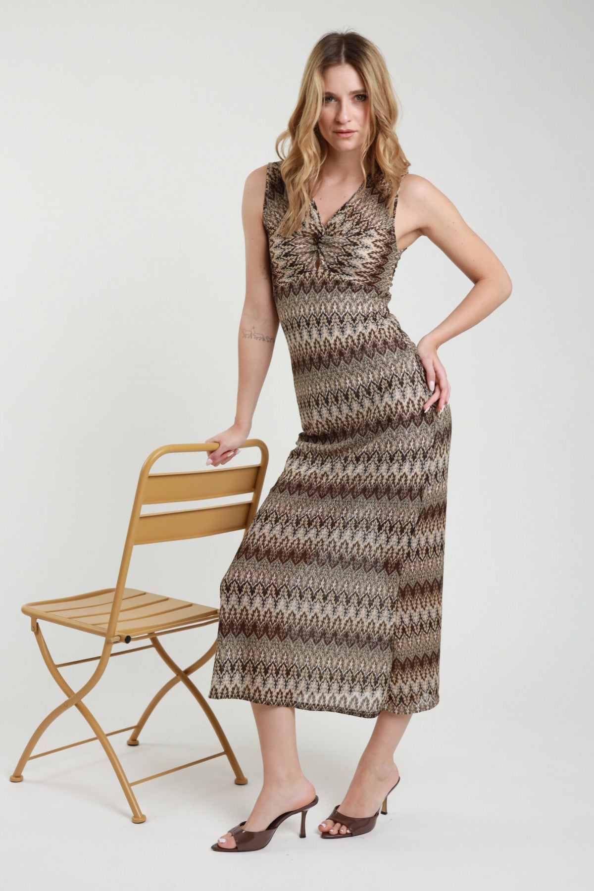 Abito Lungo Fantasia Chevron con Nodo – Susy Mix