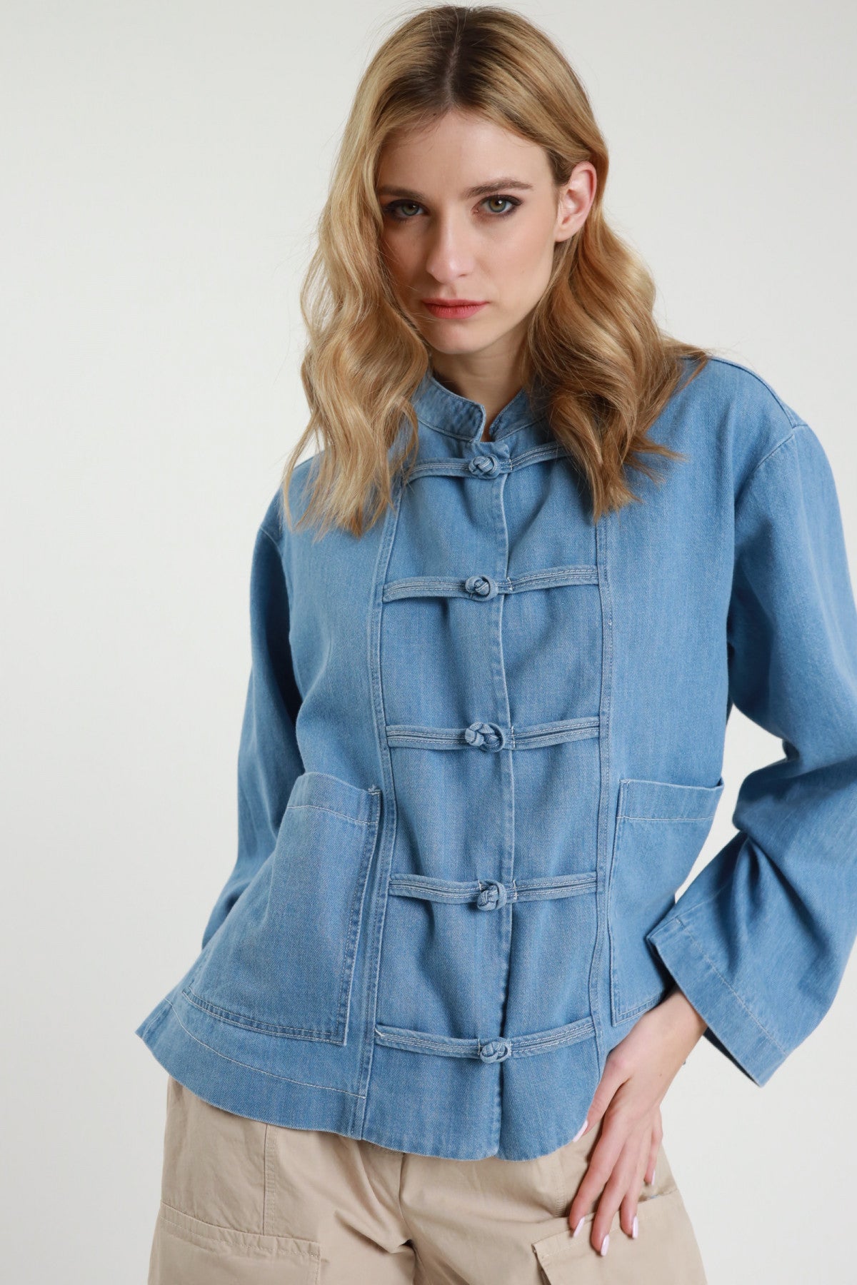 GIACCA DENIM CON ALAMARI