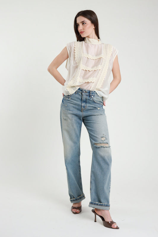 JEANS SABBIATO CON ROTTURE