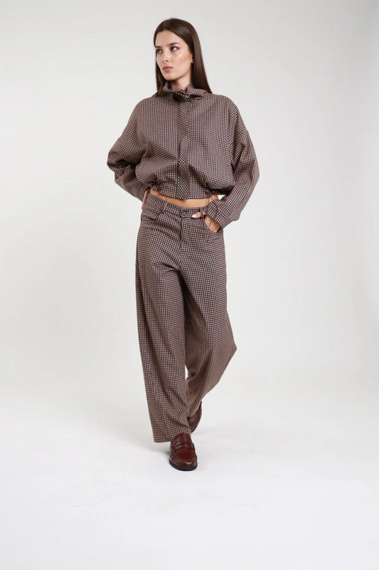 Pantalone check pied-de-poule marrone gamba larga con giacca coordinata - vista frontale