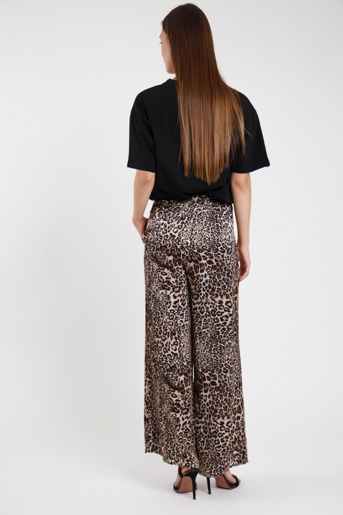 Pantalone animalier leopardata gamba larga donna Susy Mix Pre-Fall - vista posteriore intera