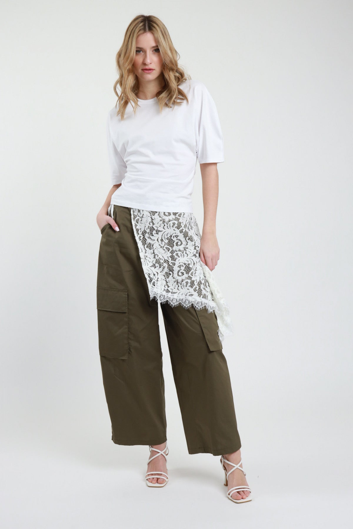 Pantalone + Pareo in Pizzo