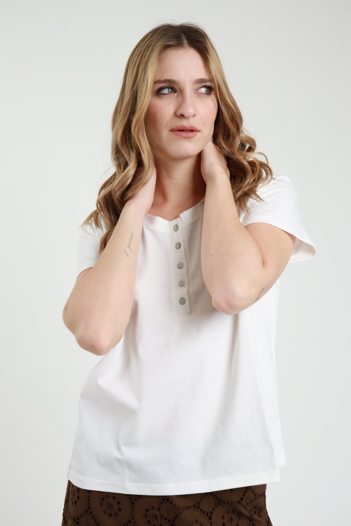 T-Shirt Scollo Serafino – Susy Mix