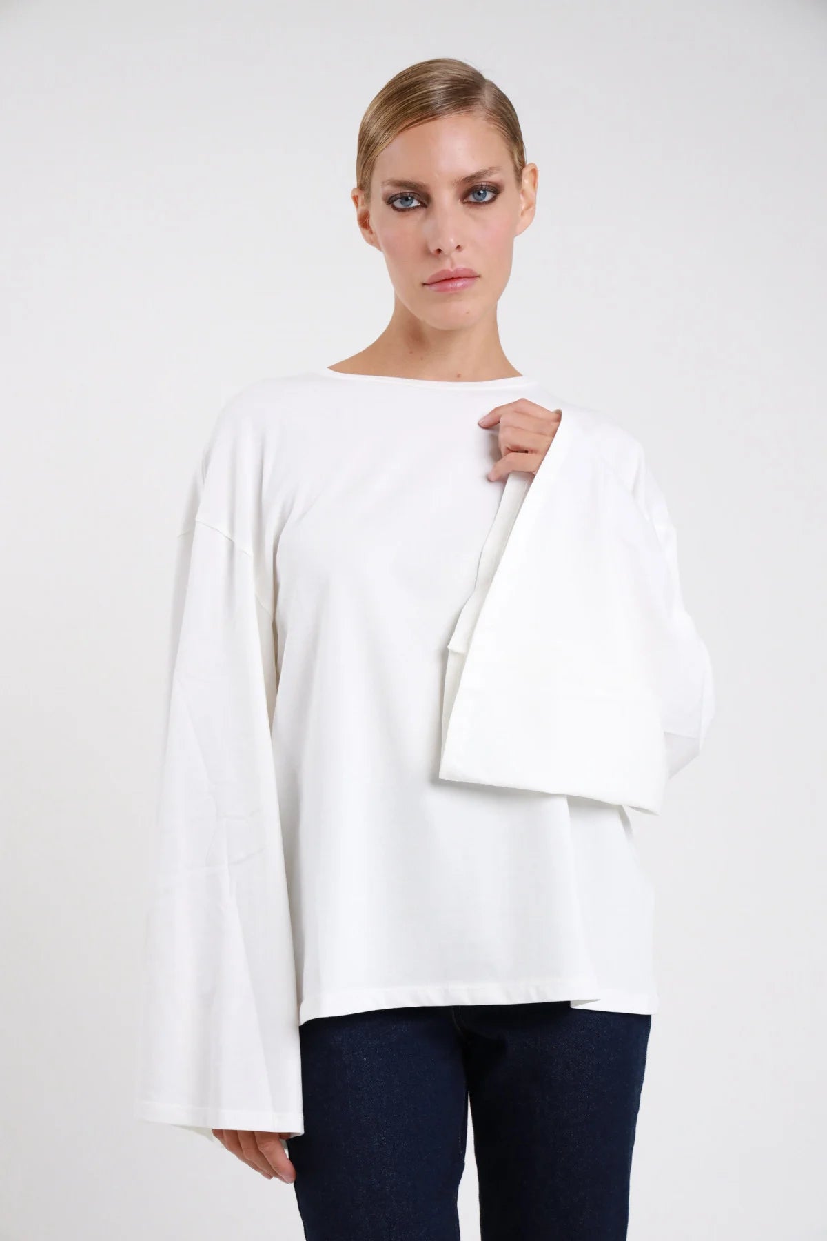 T-shirt manica campana