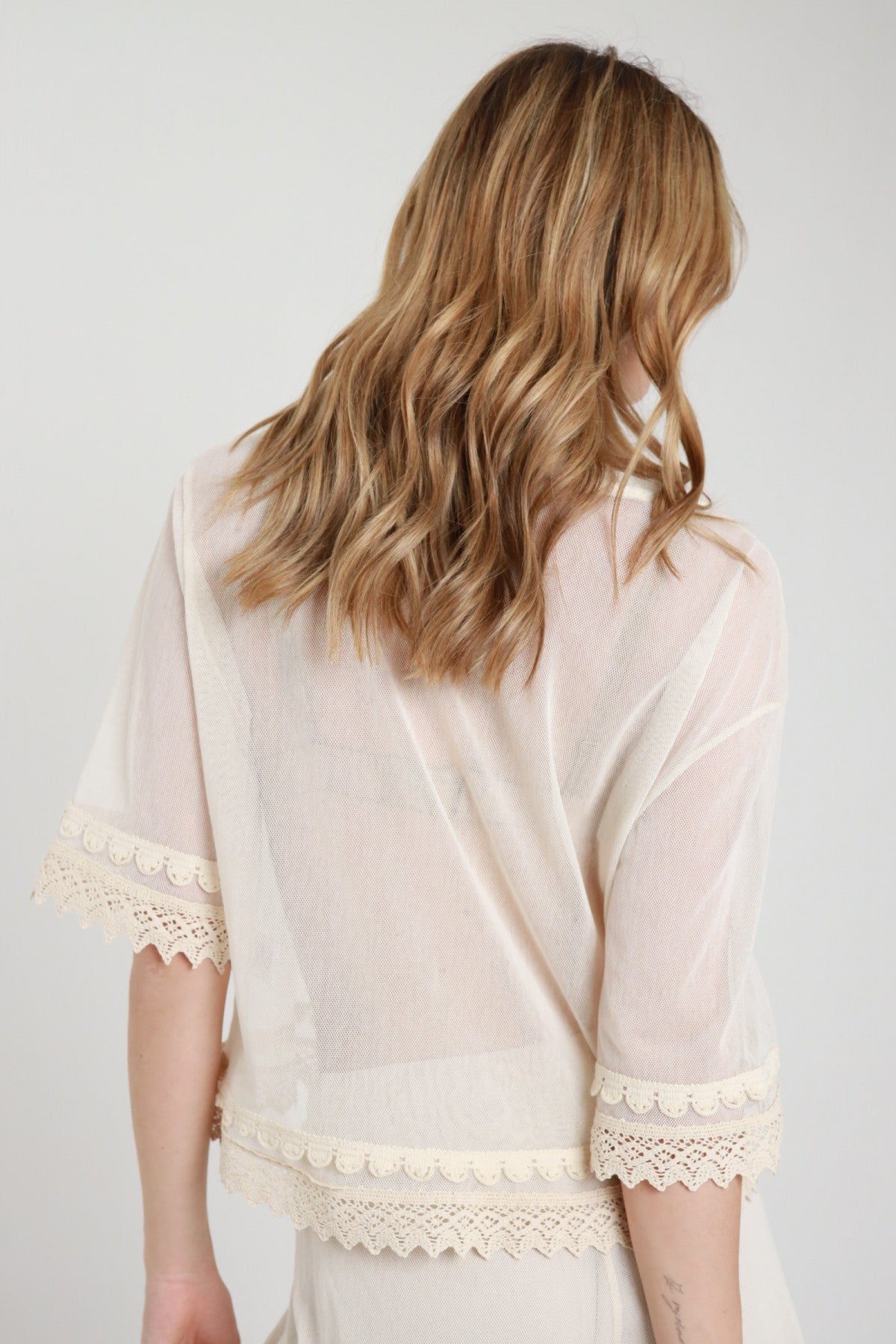 T-Shirt con Ricami